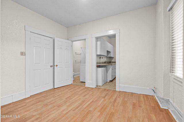 1307 N Ochoa Street 4, El Paso, TX 79902