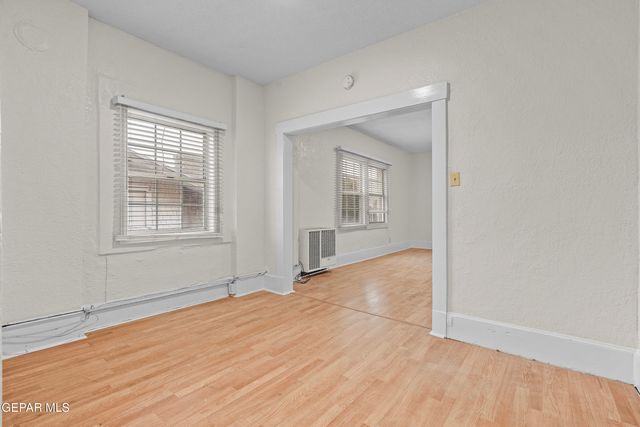 1307 N Ochoa Street 4, El Paso, TX 79902