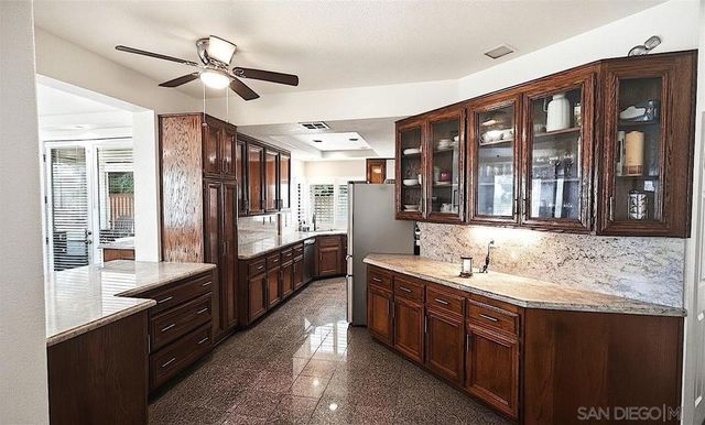 39780 Notting Hill Rd, Murrieta, CA 92563