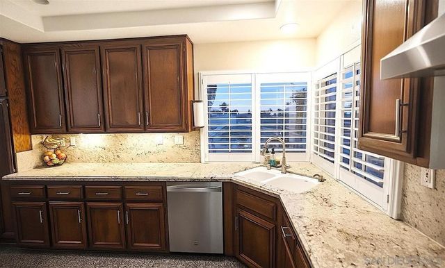 39780 Notting Hill Rd, Murrieta, CA 92563