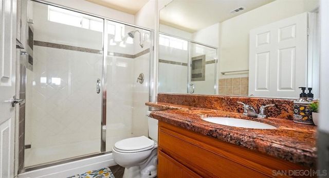 39780 Notting Hill Rd, Murrieta, CA 92563