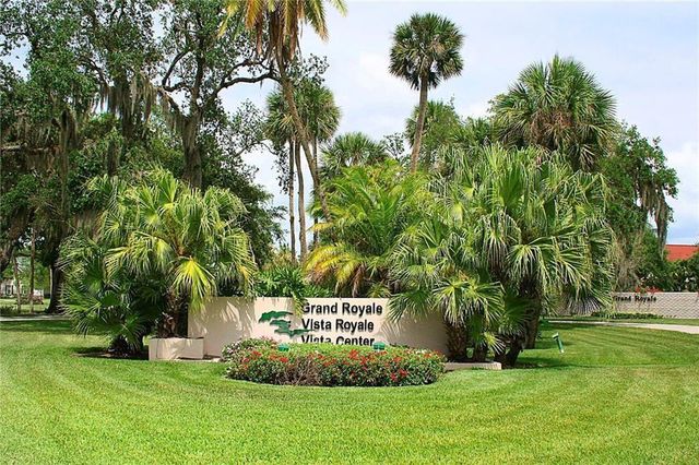 53 Woodland Drive 105, Vero Beach, FL 32962