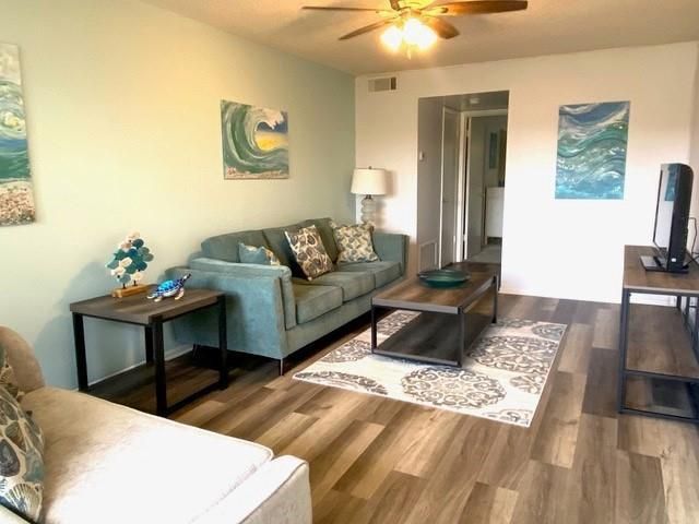 53 Woodland Drive 105, Vero Beach, FL 32962
