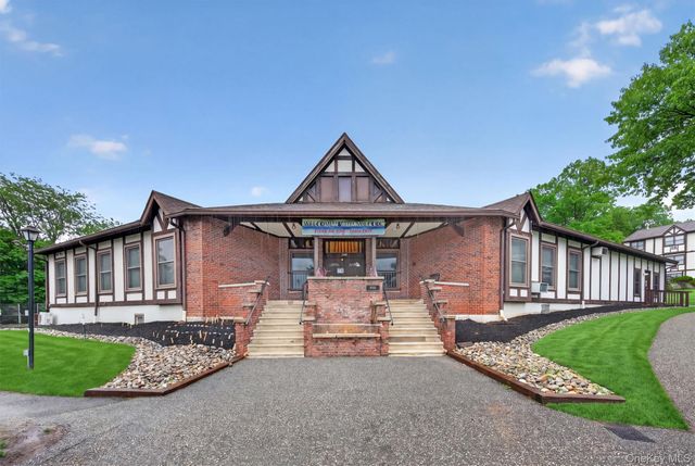 631 Sierra Vista Lane, Valley Cottage, NY 10989