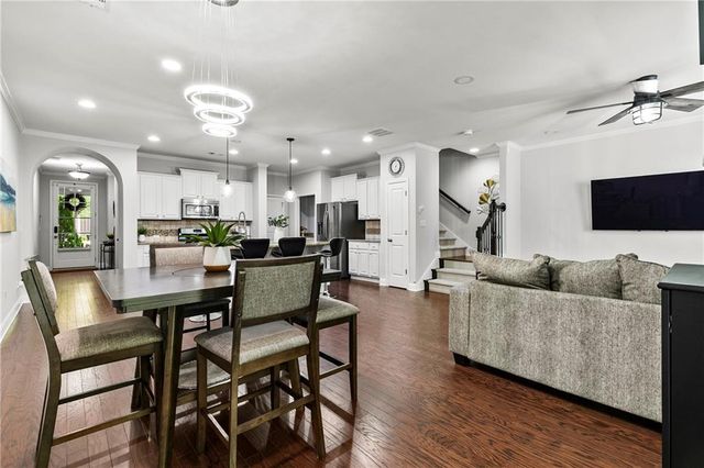 7306 Lowery Oak Drive, Roswell, GA 30075