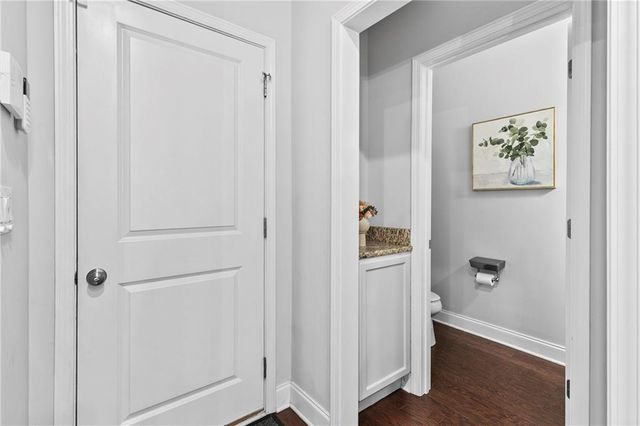 7306 Lowery Oak Drive, Roswell, GA 30075