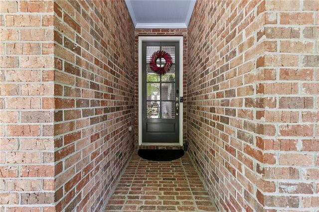 7306 Lowery Oak Drive, Roswell, GA 30075