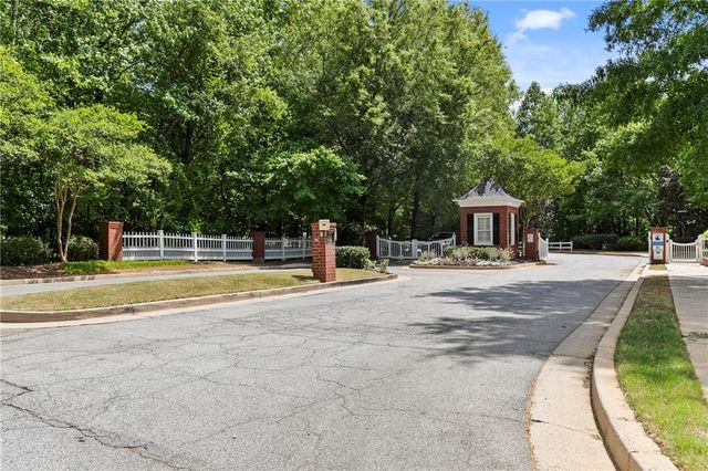 7306 Lowery Oak Drive, Roswell, GA 30075