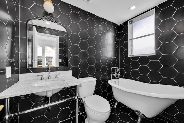 1027 Pennsylvania Ave 201, Miami Beach, FL 33139