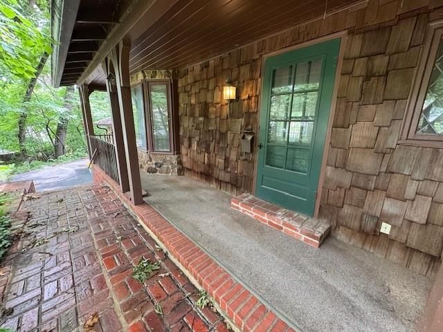 6525 Burnham Street, Merriam, KS 66202