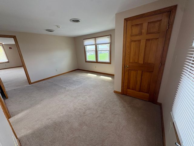 938 East Street 4, Walpole, MA 02081
