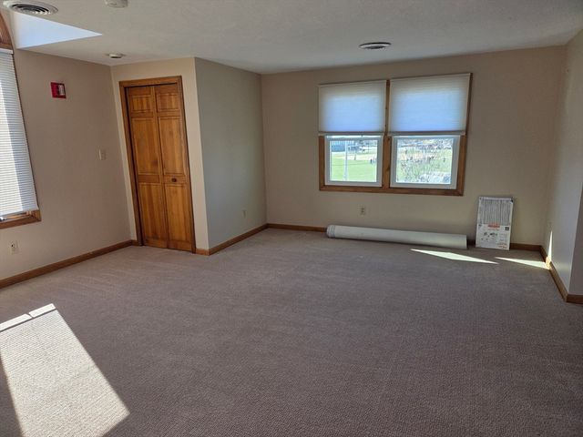 938 East Street 4, Walpole, MA 02081