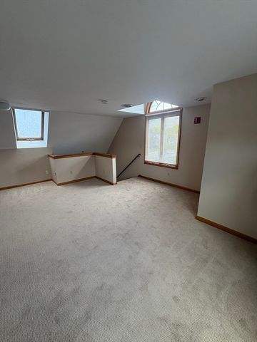 938 East Street 4, Walpole, MA 02081