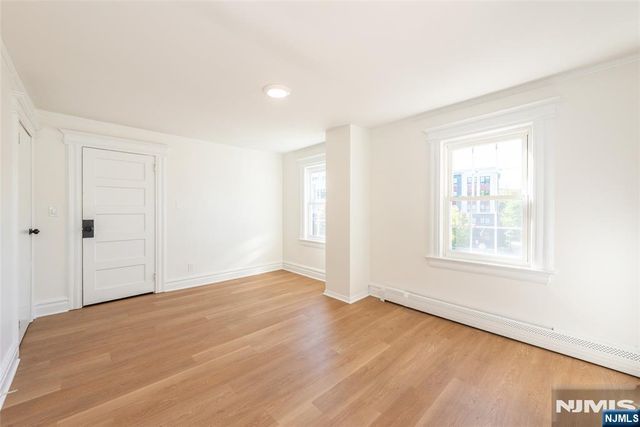 160 Bloomfield Avenue A, Verona, NJ 07044