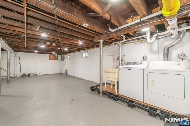 160 Bloomfield Avenue A, Verona, NJ 07044