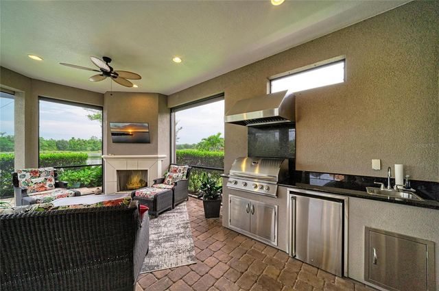 13321 SORRENTO WAY, Bradenton, FL 34211