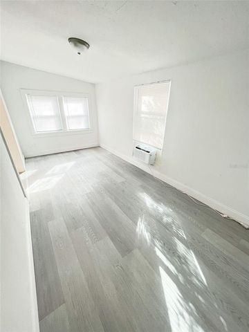 205 S GROVE STREET, Eustis, FL 32726