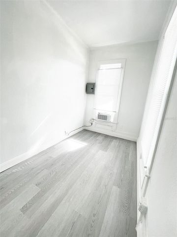 205 S GROVE STREET, Eustis, FL 32726