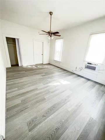 205 S GROVE STREET, Eustis, FL 32726