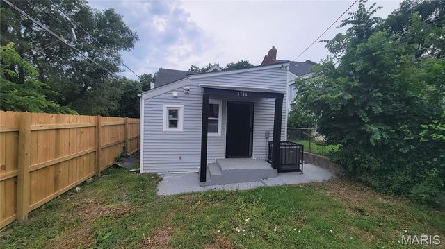 3744 Illinois Avenue, St Louis, MO 63118