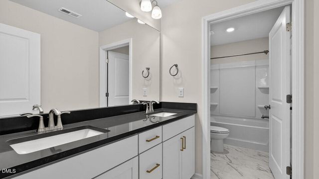 644 Bumblebee Loop, Apex, NC 27539