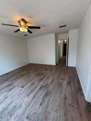 7822 Desert Springs Court SW, Albuquerque, NM 87121