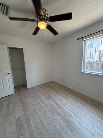 7822 Desert Springs Court SW, Albuquerque, NM 87121