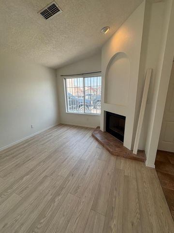 7822 Desert Springs Court SW, Albuquerque, NM 87121