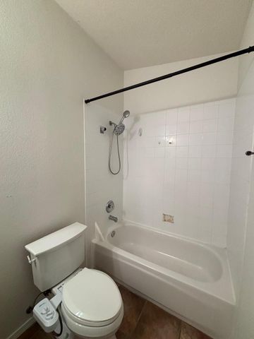 7822 Desert Springs Court SW, Albuquerque, NM 87121
