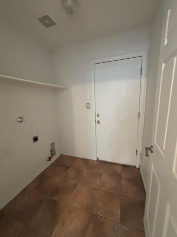 7822 Desert Springs Court SW, Albuquerque, NM 87121