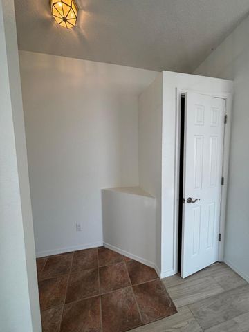 7822 Desert Springs Court SW, Albuquerque, NM 87121