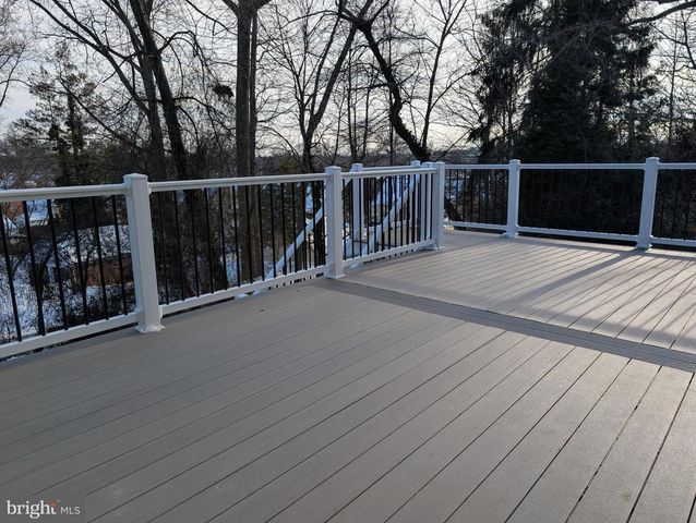 1221 EDGE HILL RD, Abington, PA 19001