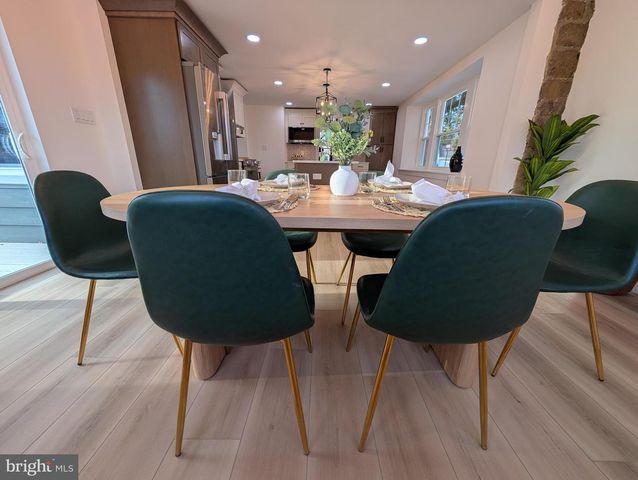 1221 EDGE HILL RD, Abington, PA 19001