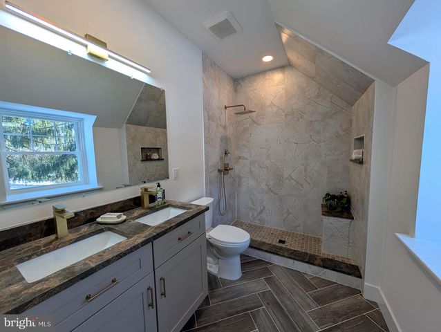 1221 EDGE HILL RD, Abington, PA 19001