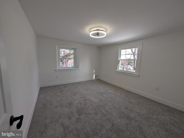 1221 EDGE HILL RD, Abington, PA 19001