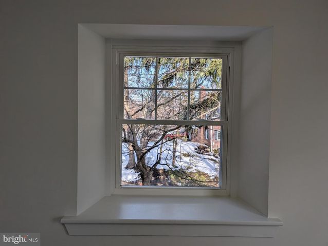 1221 EDGE HILL RD, Abington, PA 19001