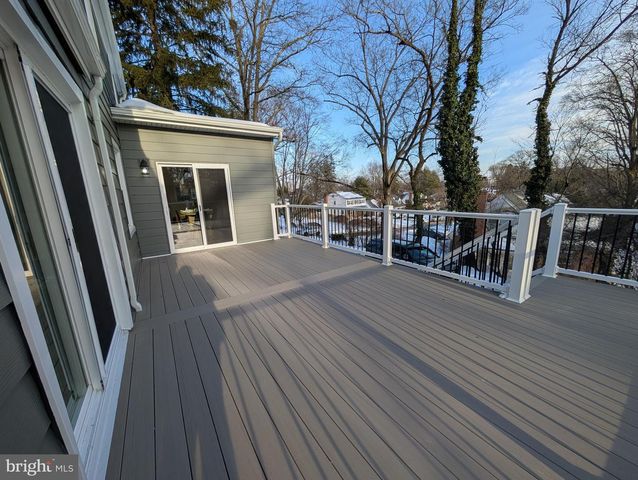 1221 EDGE HILL RD, Abington, PA 19001