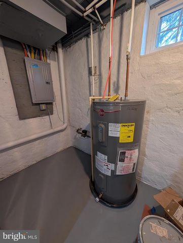 1221 EDGE HILL RD, Abington, PA 19001