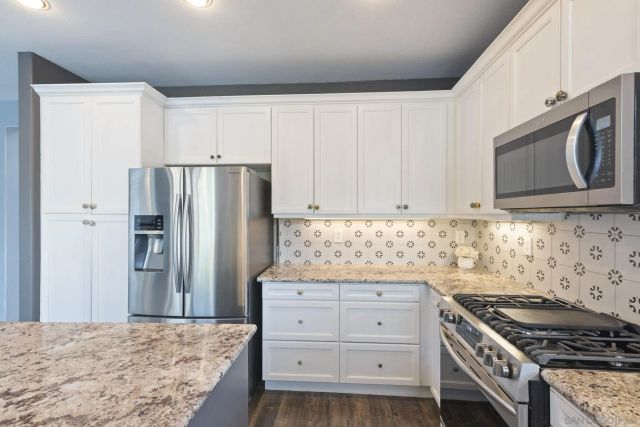 11927 Dapple Way, San Diego, CA 92128