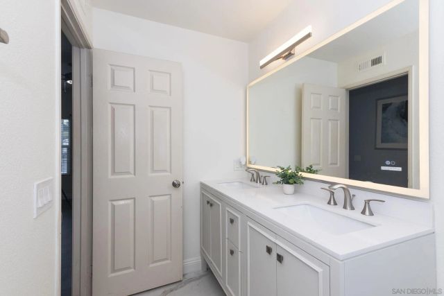 11927 Dapple Way, San Diego, CA 92128