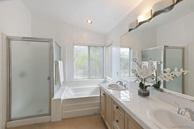 11927 Dapple Way, San Diego, CA 92128