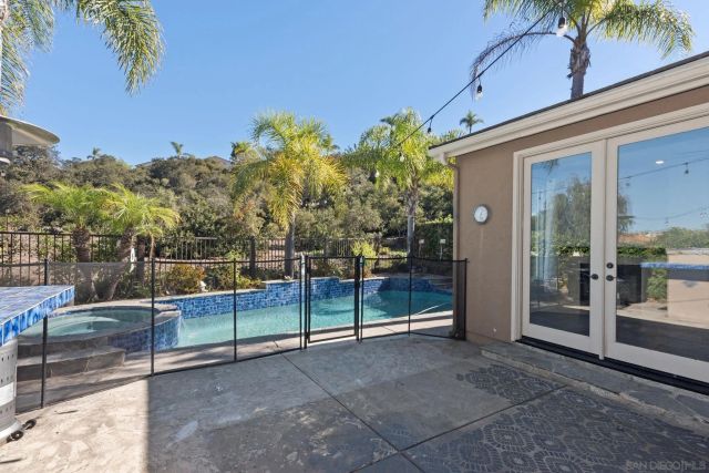 11927 Dapple Way, San Diego, CA 92128