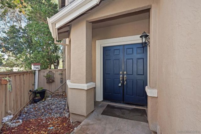 11927 Dapple Way, San Diego, CA 92128