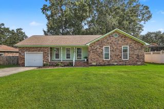 114 Essex Avenue, Goose Creek, SC 29445