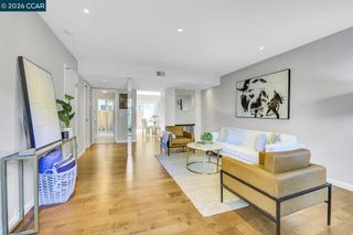 2133 Donald Dr 9, Moraga, CA 94556