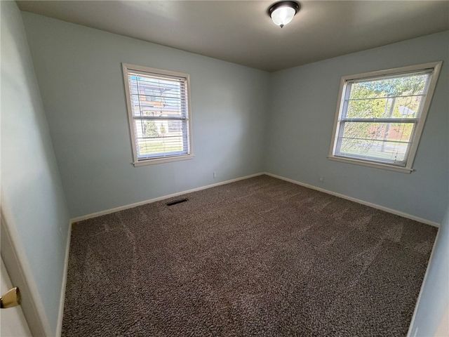 342 D Street, Bentonville, AR 72712