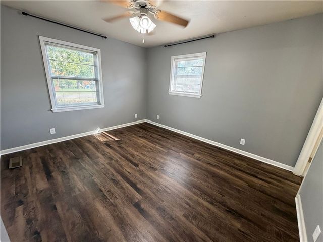 342 D Street, Bentonville, AR 72712