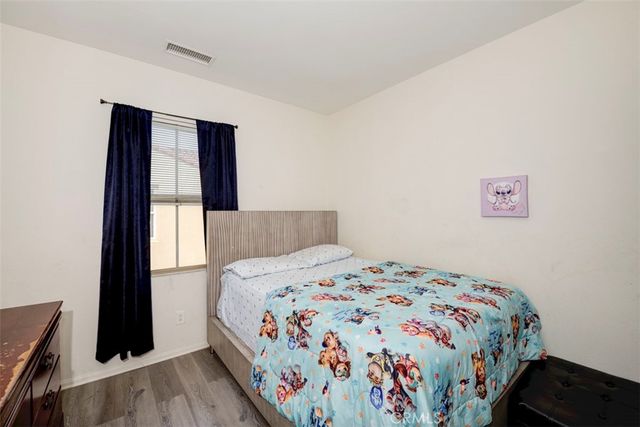 2071 Atlantic, Long Beach, CA 90806