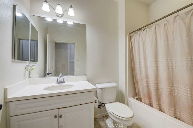 2071 Atlantic, Long Beach, CA 90806