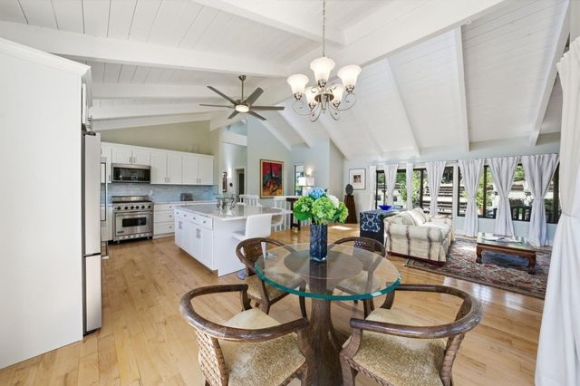 701 Day Valley Road, Aptos, CA 95003